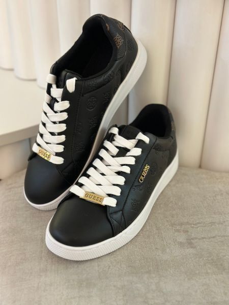 Кросівки жіночі Guess Renzy чорні тиснене лого 	 Renzy bl001 8(38.5) фото