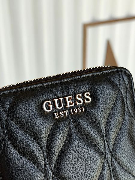 Гаманець жіночий Guess Maxine чорний QG9733137 bl фото