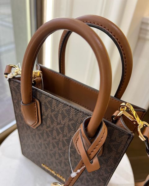 Сумка жіноча Michael Kors Mercer Extra-Small коричнева лого 35T1GM9C0I br фото