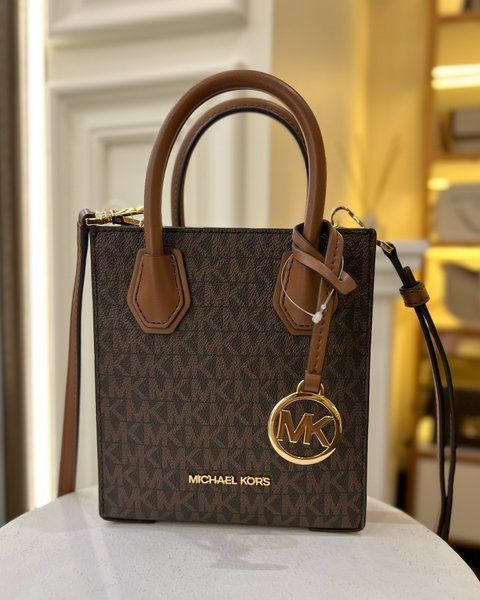 Сумка жіноча Michael Kors Mercer Extra-Small коричнева лого 35T1GM9C0I br фото