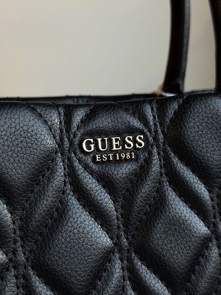Сумка жіноча Guess Maxine L чорна QG973306 bl фото