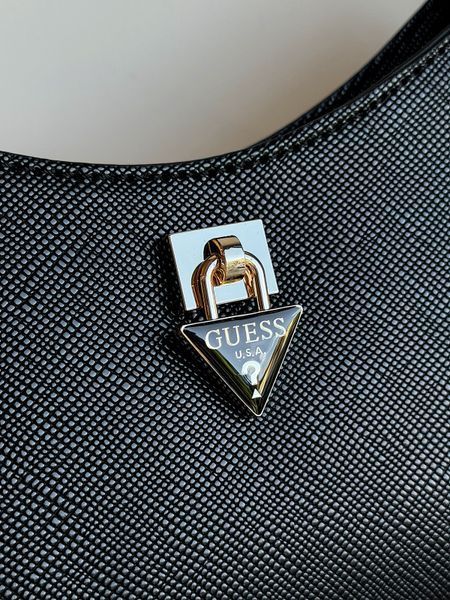 Сумка жіноча Guess Patsie чорна ZG991918 bl фото