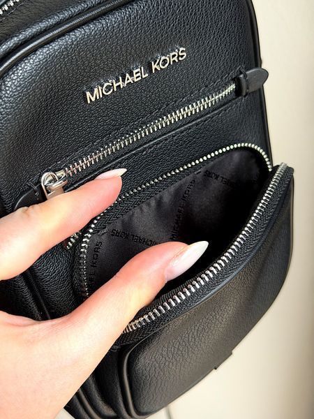 Сумка жіноча Michael Kors Jet Set M чорна шкіряна 35T4STTC2L bl    фото
