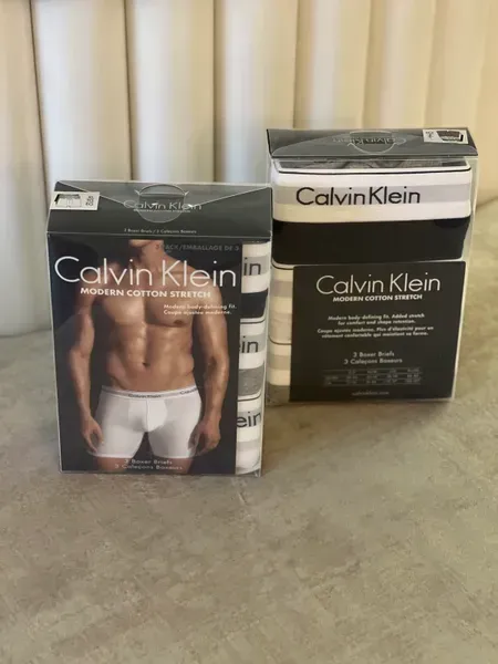 Набір із трьох пар чоловічих боксерів Calvin Klein NB2381900