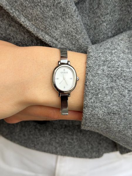 Годинник жіночий Guess сріблястий 21мм GW0924L1 фото