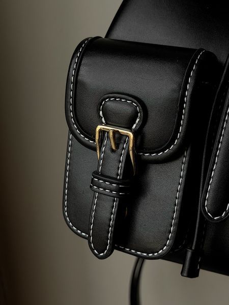 Рюкзак жіночий JW PEI Harper Buckle Pocket чорний 9BK01-1 bl фото