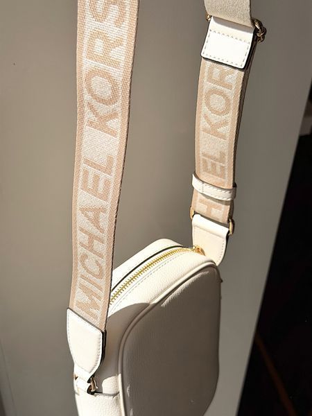 Сумка жіноча Michael Kors Jet Set S біла шкіряна 35T4GTTC2L LC фото