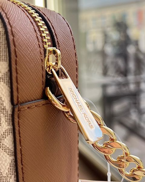 Сумка жіноча Michael Kors Jet Set  біла лого 35F8GTTC3B van фото