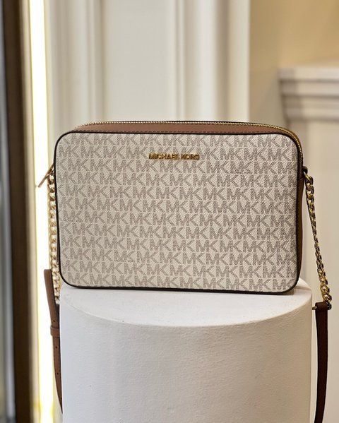 Сумка жіноча Michael Kors Jet Set  біла лого 35F8GTTC3B van фото