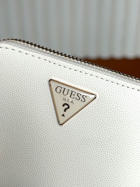 Гаманець жіночий Guess Isobel білий BG9932137 islg фото