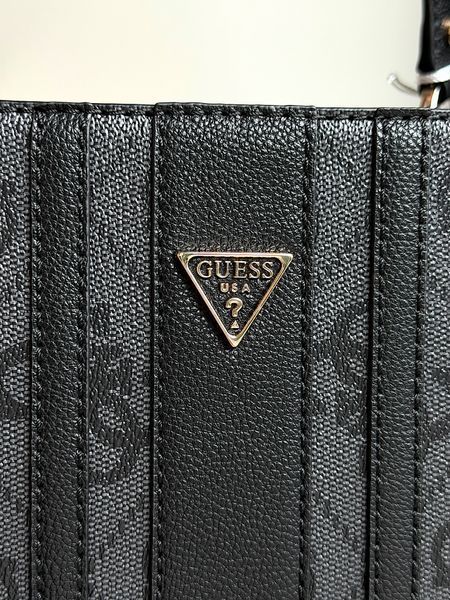 Сумка жіноча Guess Noelle L чорна лого SS967224 cl фото