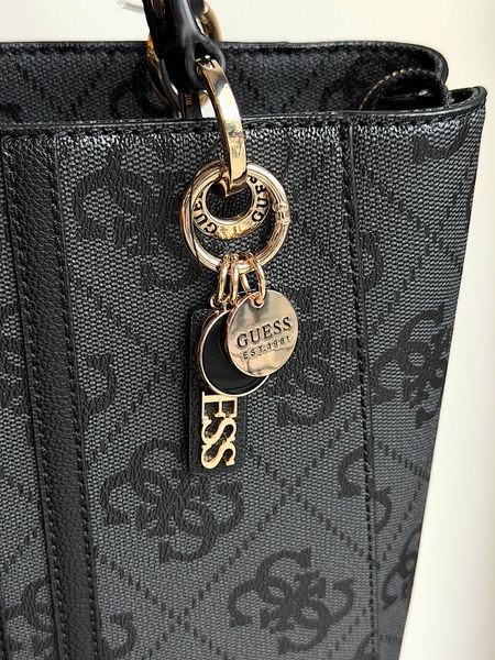 Сумка жіноча Guess Noelle L чорна лого SS967224 cl фото