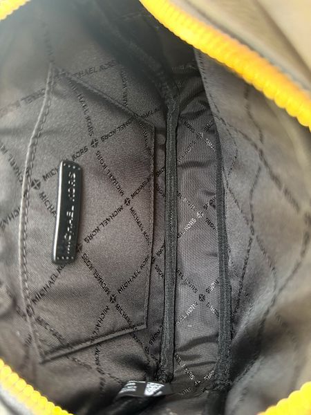 Сумка жіноча Michael Kors Jet Set Small чорна шкіряна 35R6GTVC5L bl фото