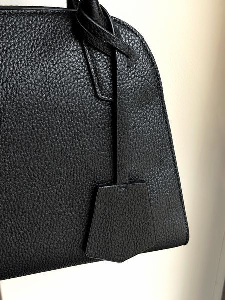 Сумка жіноча Guess Elowen чорна BG992506 bl фото