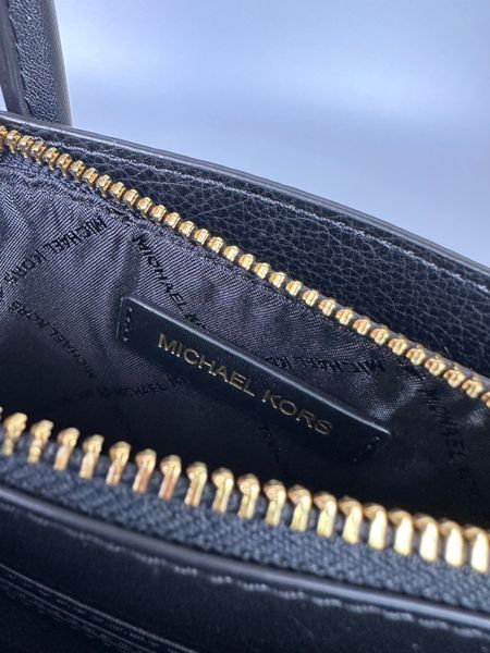 Сумка жіноча Michael Kors Mercer M чорн. шкіряна 	 35S1GM9M2L BLA фото