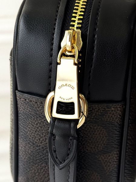 Сумка жіноча Coach mini Jamie чорна лого CY752 IMXAQ фото