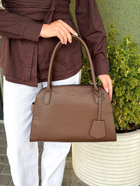 Сумка жіноча Guess Elowen коричнева BG992506 es фото