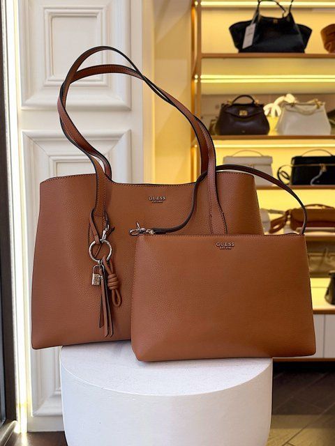 Сумка жіноча Guess Melody коричнева BG973523 br фото